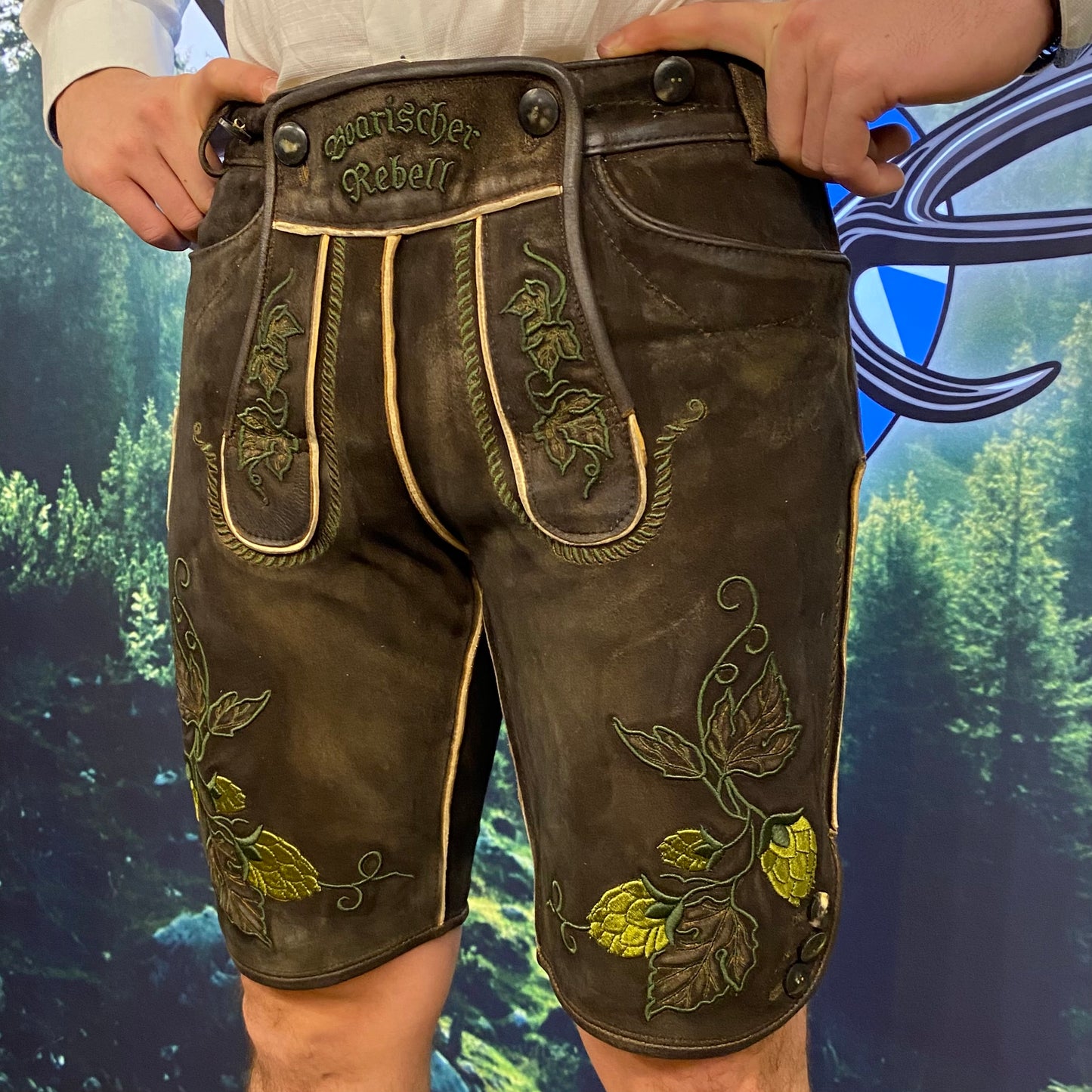 Herren Lederhose Hopfen Knöpfe