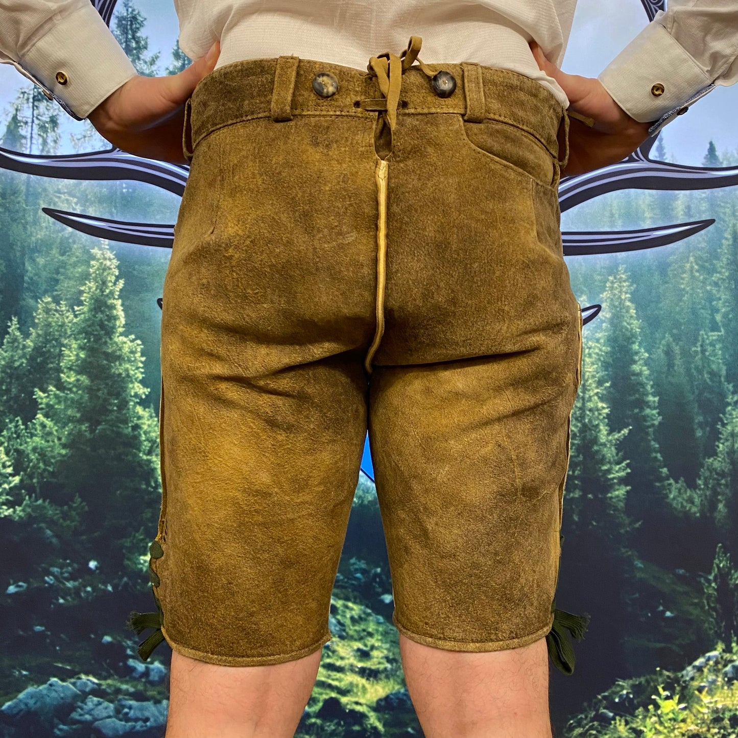 Herren Lederhose Hopfen Hellbraun mit grünen Bändern