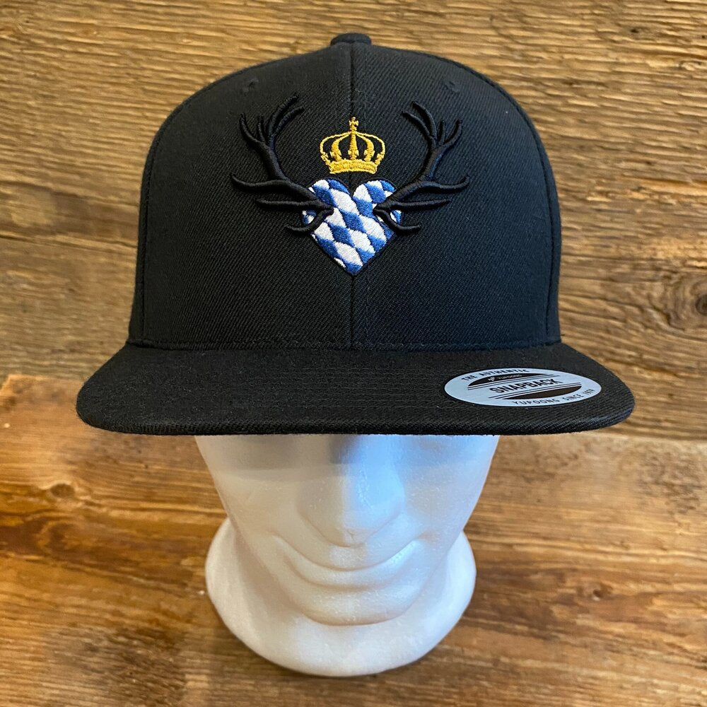 Snapback Boarischer Rebell Schwarz Logo